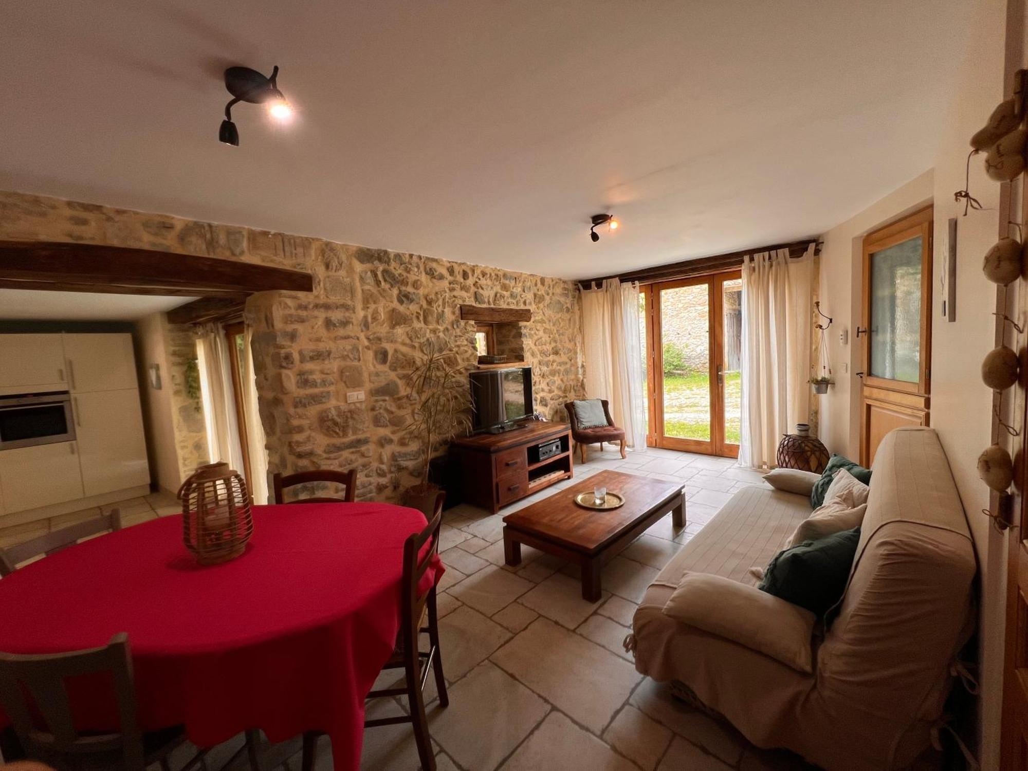 Gites Du Chateau D'Alencon Le Pegue ภายนอก รูปภาพ