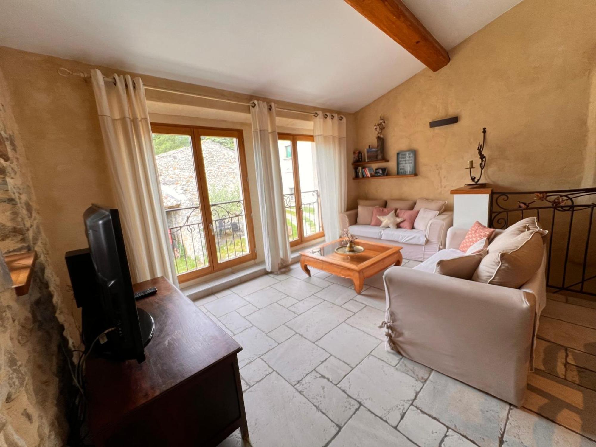 Gites Du Chateau D'Alencon Le Pegue ภายนอก รูปภาพ