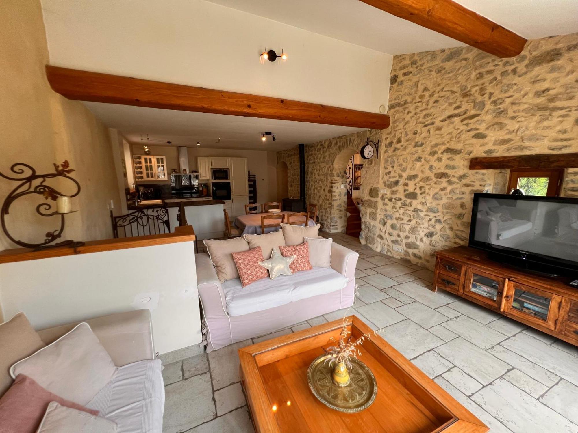 Gites Du Chateau D'Alencon Le Pegue ภายนอก รูปภาพ